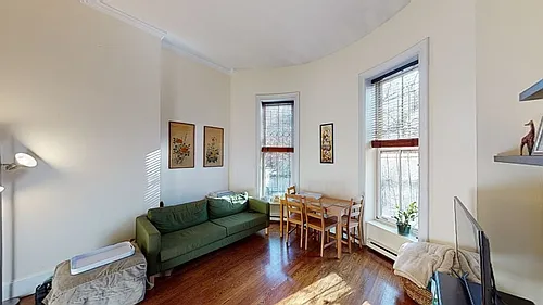 26 Worcester Sq #2 Photo 1