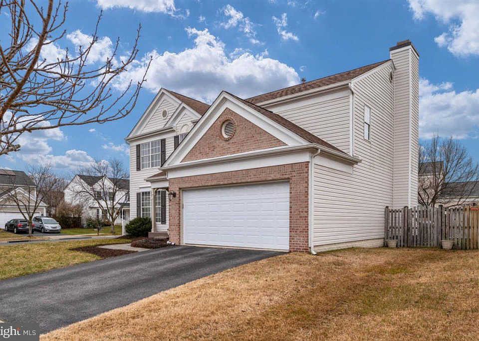 1st image of 1700 Crossbay Ct