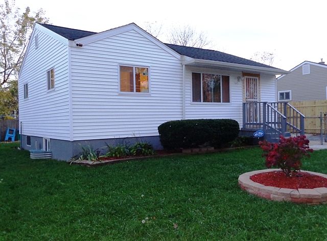 1st image of 1649 Ballentine St