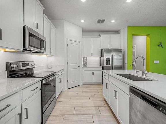 5th image of 10733 TUPPER CAY DRIVE