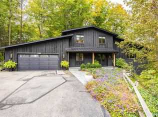 317 Brooksboro Dr, Webster, NY 14580