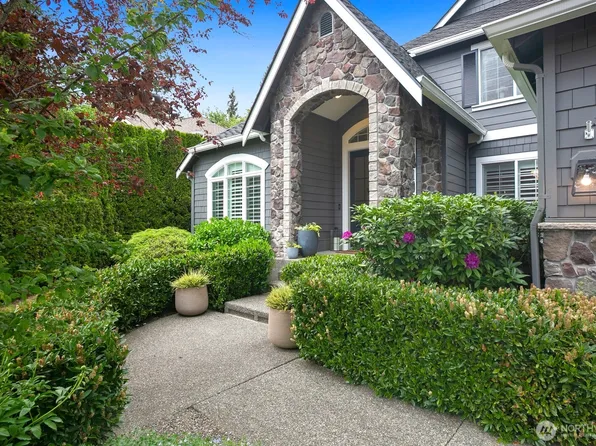808 275th Place SE, Sammamish, WA 98075