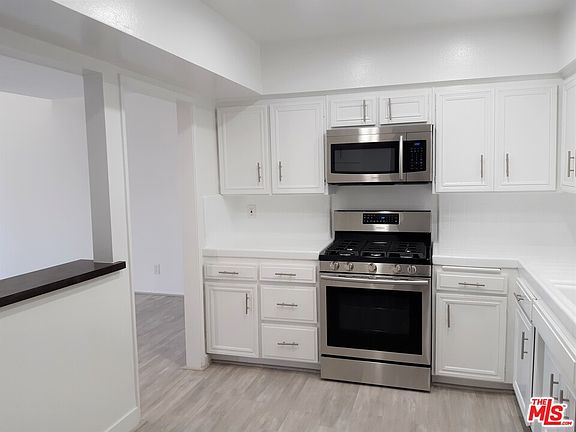 5th image of 10345 Almayo Ave APT 308