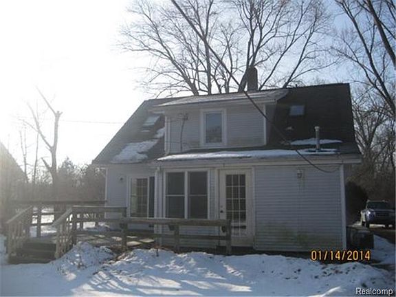 2nd image of 205 Dhu Varren Ct