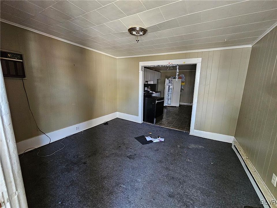 2nd image of 38 Jones St