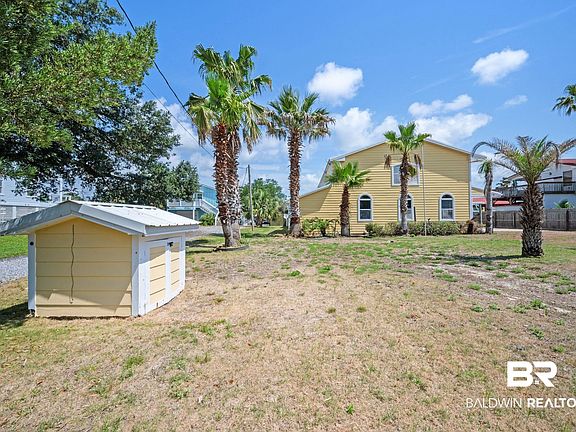4th image of 26418 Carondelette Dr