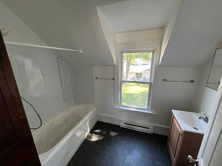 26351 W Mondovi St — Photo 10