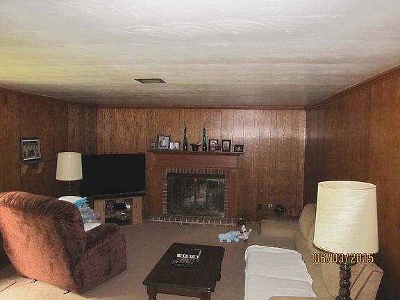 5th image of 1667 Lancaster Dr