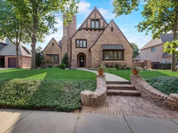 6804 Whittier Ln, Colleyville, TX 76034