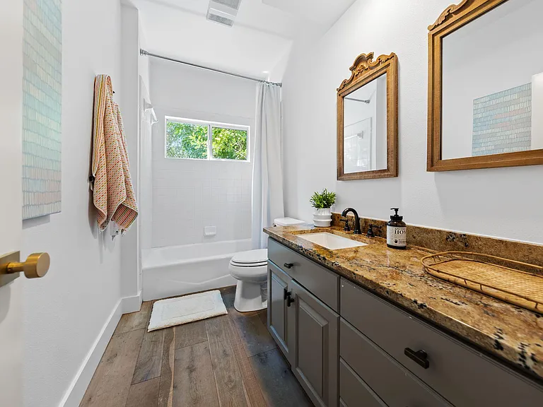 202 Top O The Lake Dr — Photo 28