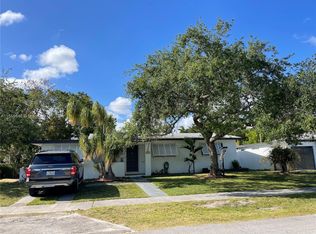 9951 Dominican Dr, Cutler Bay, FL 33189