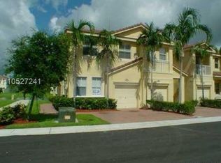 2207 Shoma Dr, Royal Palm Beach, FL 33414