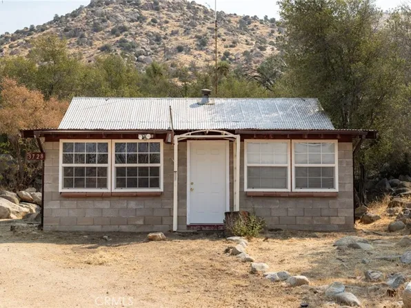 3728 Oak Meadow Rd, Lake Isabella, CA 93240