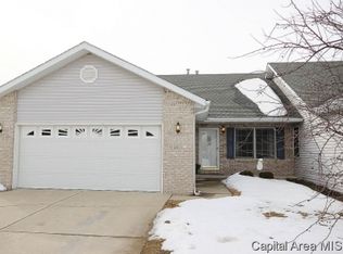 2815 Wordsworth Dr, Springfield, IL 62711