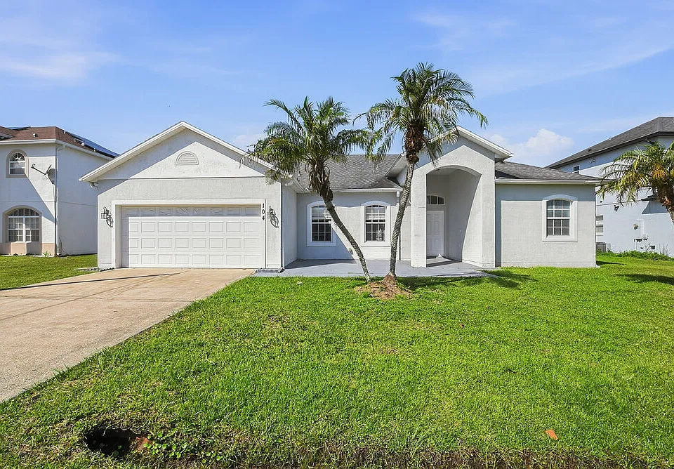 104 Bridgeport Way