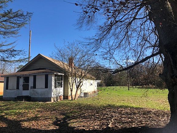5th image of 318 Circle Dr