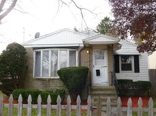 42 Galileo Ave, Providence, RI 02909