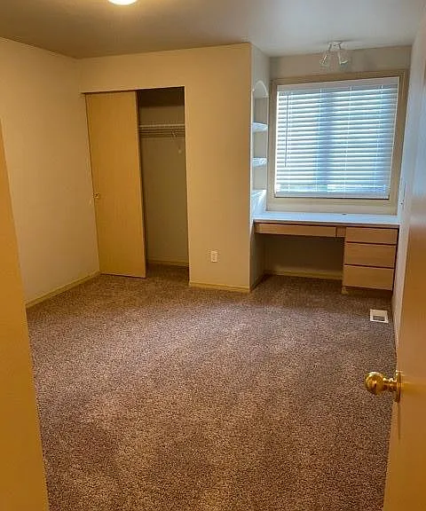 505 Hemming Way — Photo 9