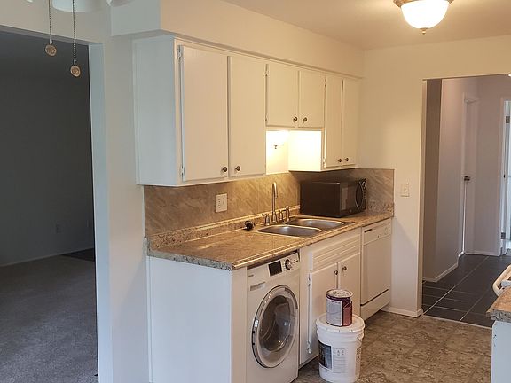 4th image of 17108 NE 45th St