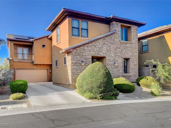 9136 Fusion Dr, Las Vegas, NV 89129