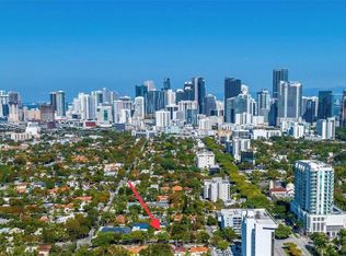 320 SW 26th Rd, Miami, FL 33129