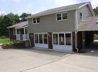 184 Penn Adamsburg Rd, Jeannette, PA 15644