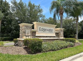 2440 Edgewater Falls Dr, Brandon, FL 33511