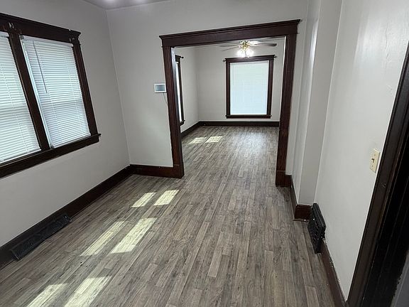 3rd image of 63 Winter St