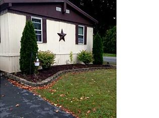 31 Seneca Ln, Manchester, NY 14504
