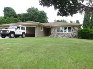 3219 Arbordale Ct, Madison, WI 53713