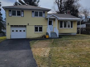 1646 Providence Ave, Niskayuna, NY 12309