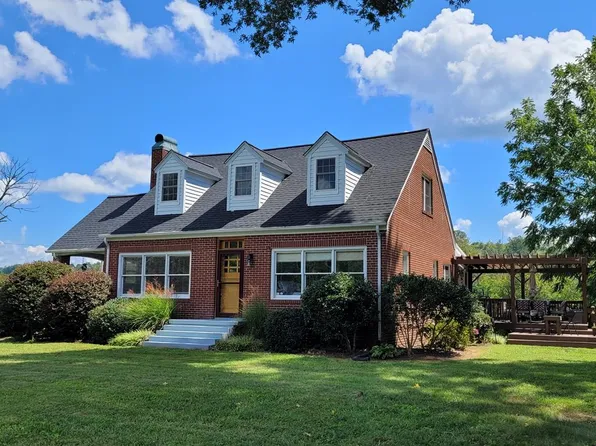 980 Tomotla Rd, Marble, NC 28905