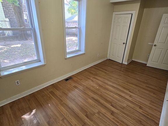5th image of 68 Sylvan Ave #3