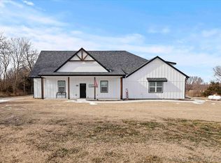 14601 N 3960th Rd, Bartlesville, OK 74006
