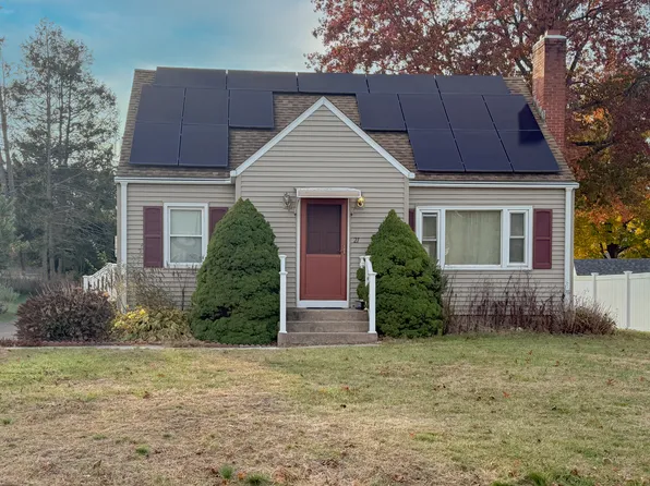 21 Forest Lane, East Hartford, CT 06118