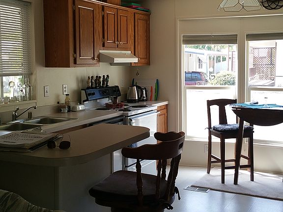3rd image of 3304 Shasta Dam Blvd Spc 85