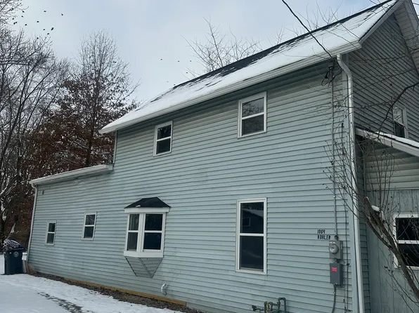 1064 Kohler Ave, Akron, OH 44314