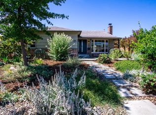 4556 B St, Sacramento, CA 95819