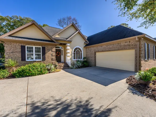 172 Edgewater Circle, Sunset Beach, NC 28468