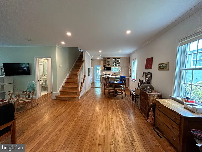 4854 Bayard Blvd — Photo 3