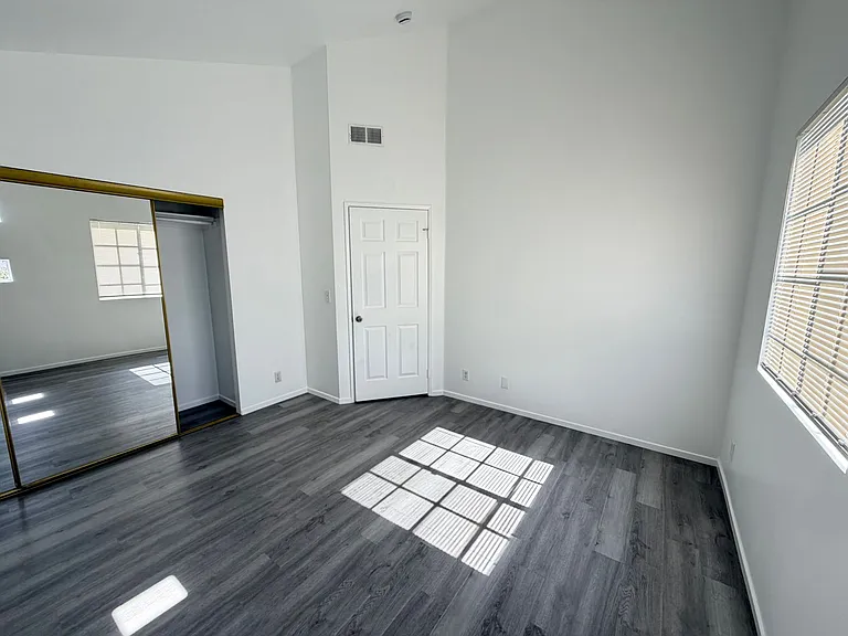 607Ynez — Photo 11