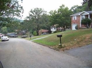 202 Marsh Ave, Trion, GA 30753