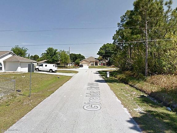 5th image of 1207 Giralda Cir NW