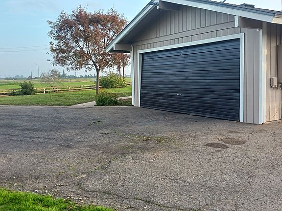 3rd image of 5065 N Marjan Ave