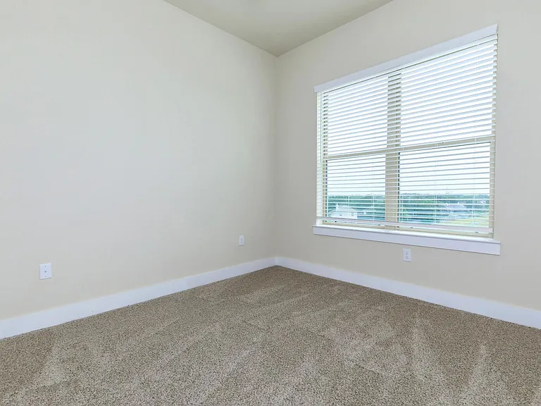 7600 Mason Rd — Photo 35