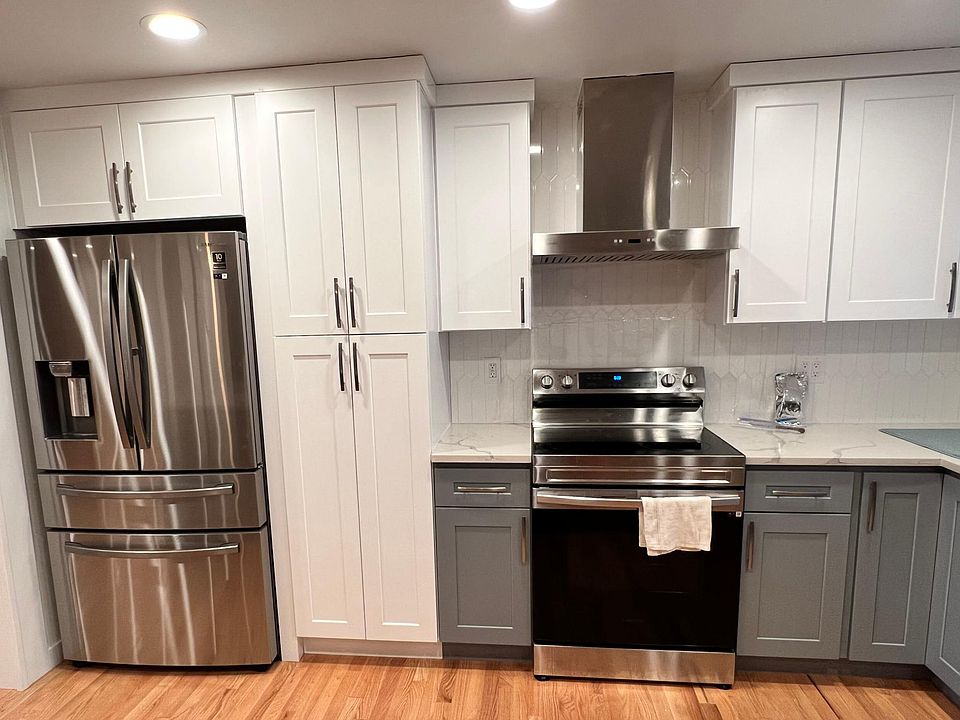 1st image of 16900 NE 23rd Pl