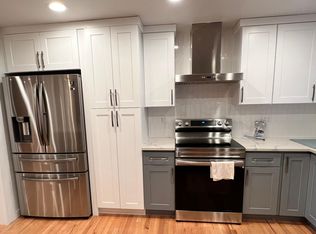 16900 NE 23rd Pl, Bellevue, WA 98008