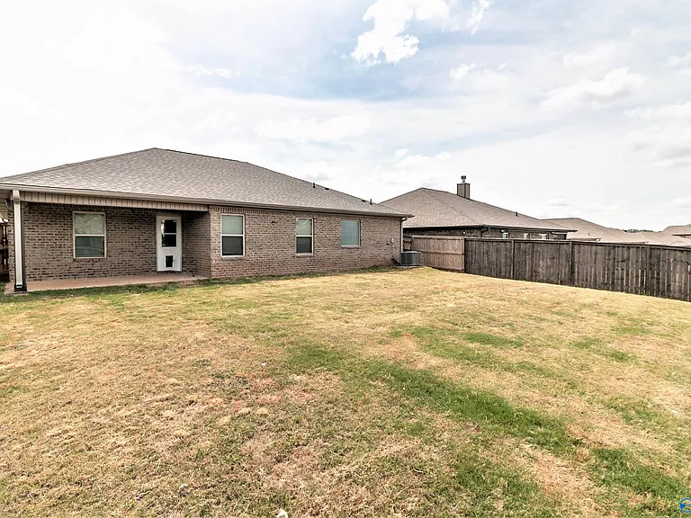 312 Fenrose Dr — Photo 19