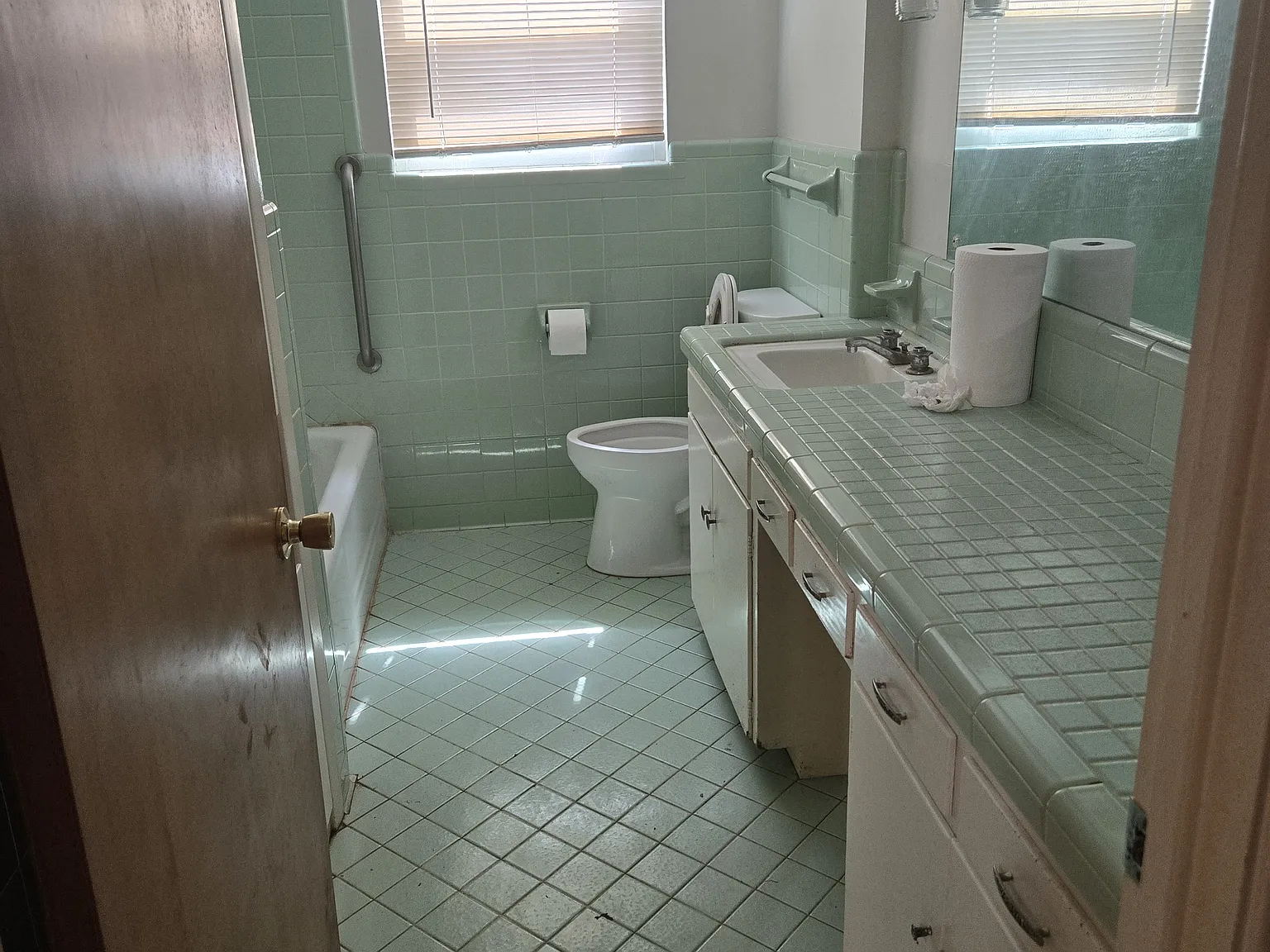 3 bed, 1492 sqft, $1,900 — Photo 4