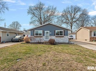 409 Sattley St, Rochester, IL 62563